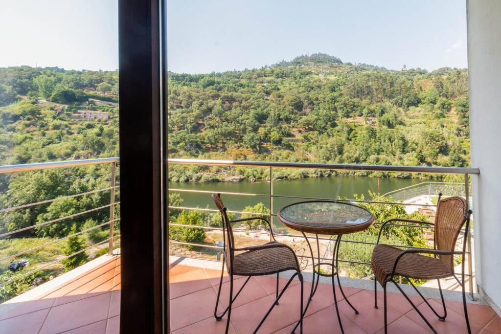 친파에스 Casa Da Barragem Douro 빌라 외부 사진