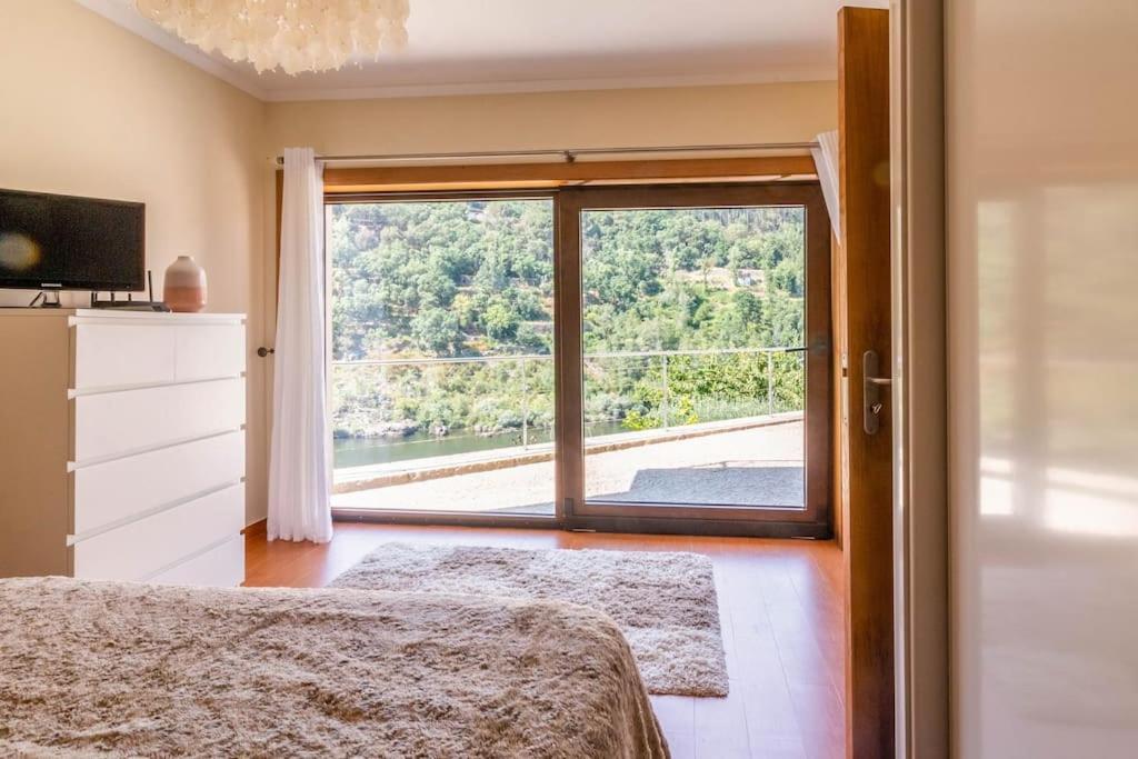 친파에스 Casa Da Barragem Douro 빌라 외부 사진